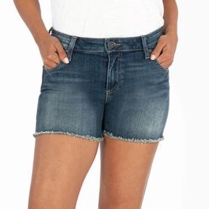 NWT KUT FROM THE KLOTH GIDGET FRAY SHORT (JOYFUL WASH)